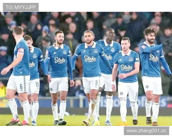 英超莱斯特保级战 英超莱斯特保级战