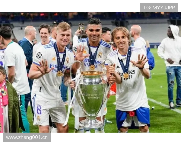 巴尔韦德：与莫德里奇、克罗斯完成中场代际交接