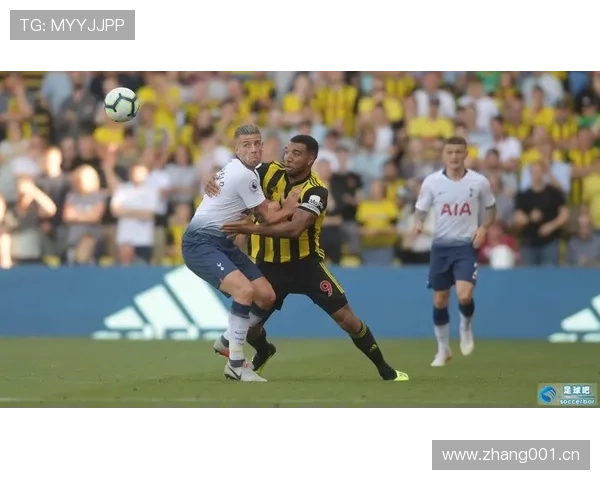 特里皮尔从边路传中手到球队领袖的角色跃迁分析