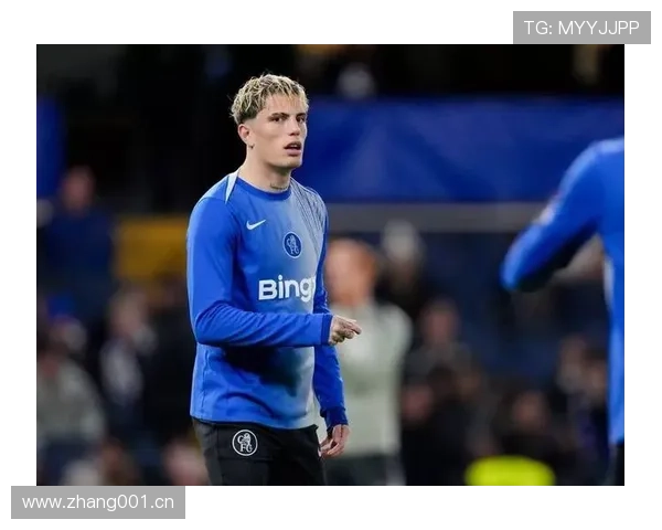 加纳乔的情绪波动如何影响比赛表现 加纳乔的情绪波动如何影响比赛表现